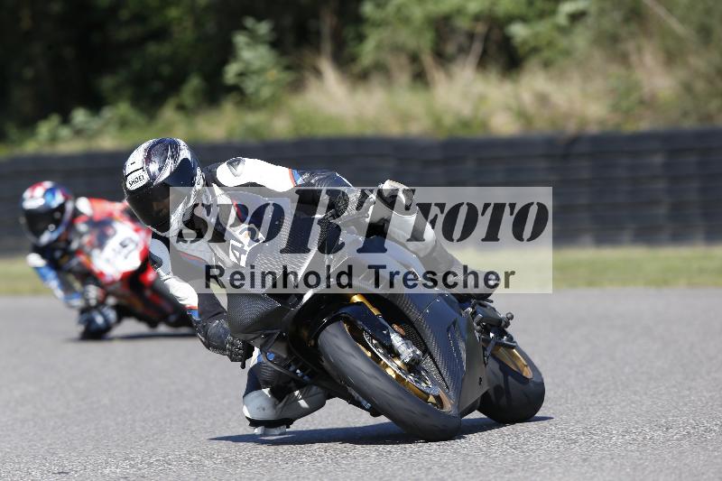 Archiv-2025/49 26.08.2025 Cornu Master School ADR/rot-rouge/42